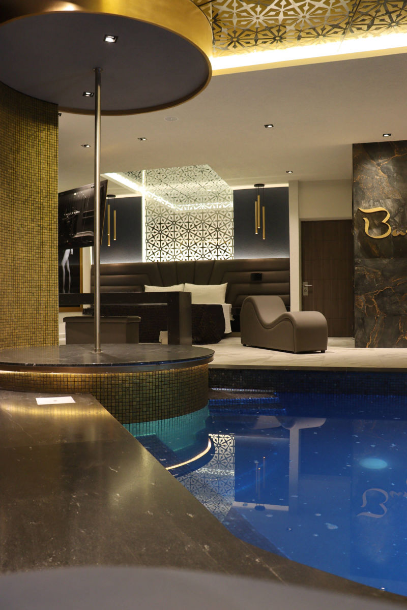 Pool Suite - Motel Burj Puebla